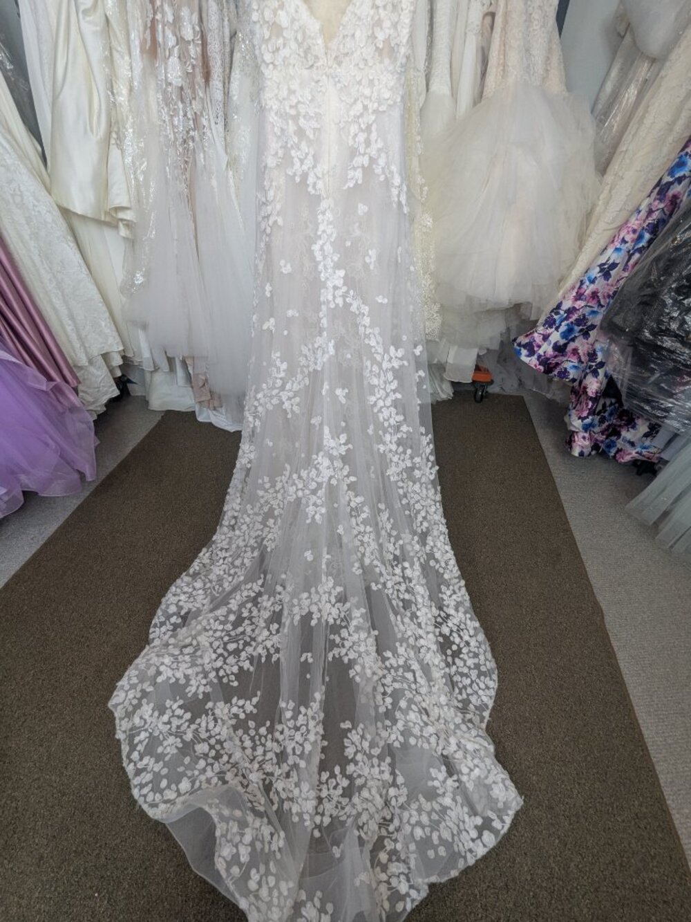 Lazaro Milena 3853 Wedding Dress – Sample Gown – Ivory – Size 12 - Picture 9 of 9